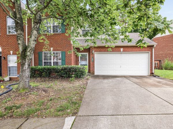 131 Nashboro Grns , Nashville, TN 37217