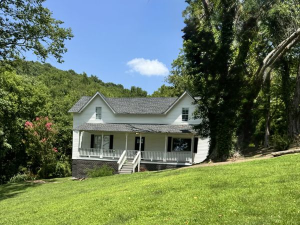 97 McClures Bend Ln, Carthage, TN 37030