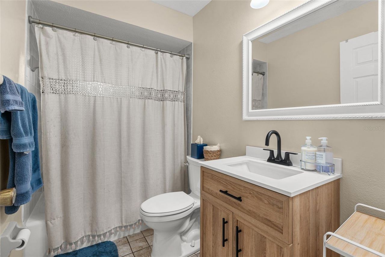 4204 Prairie View Drive , Sarasota, FL 34232 Photo
