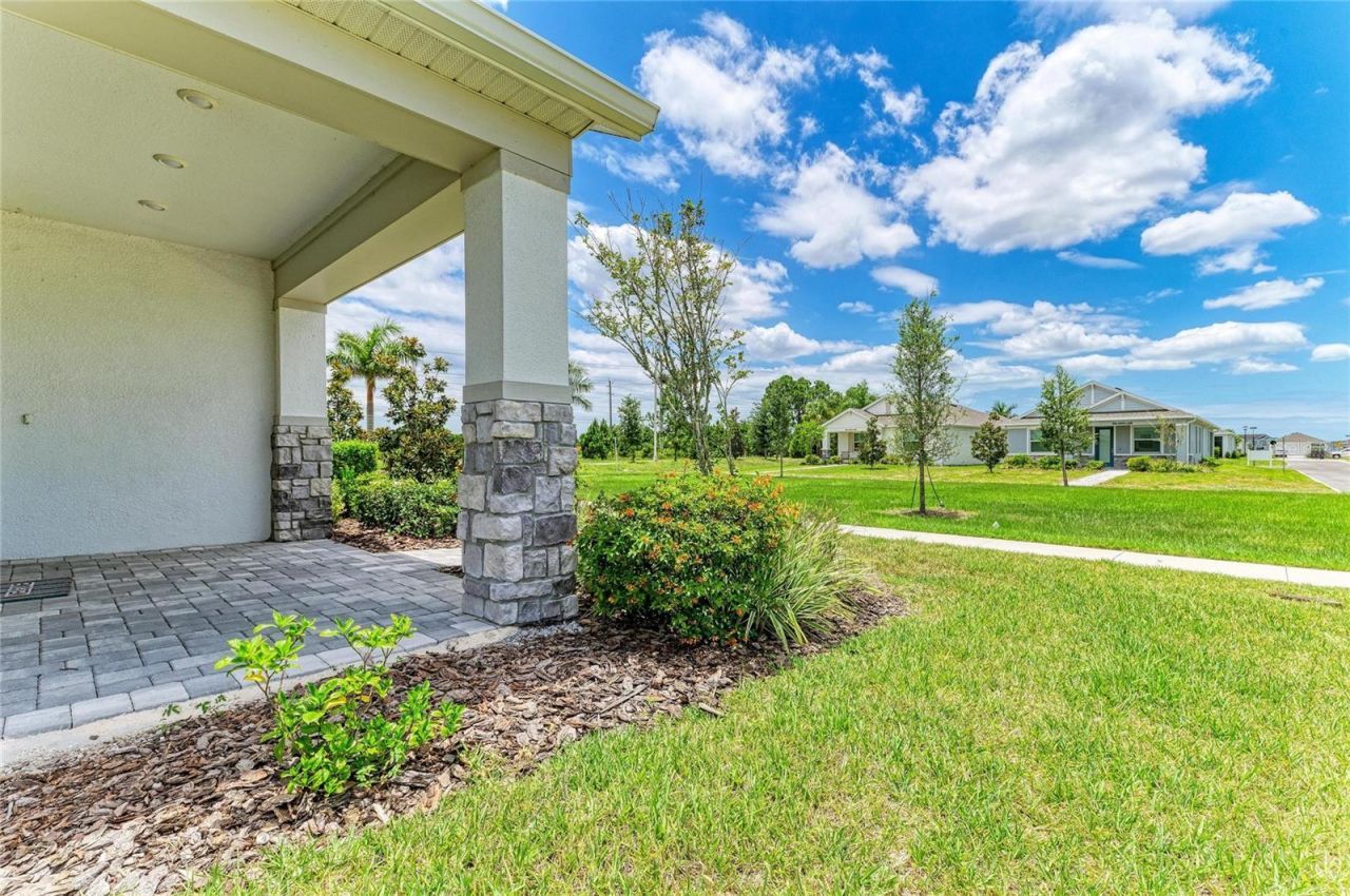 1989 Splashrail Lane , Sarasota, FL 34240 Photo