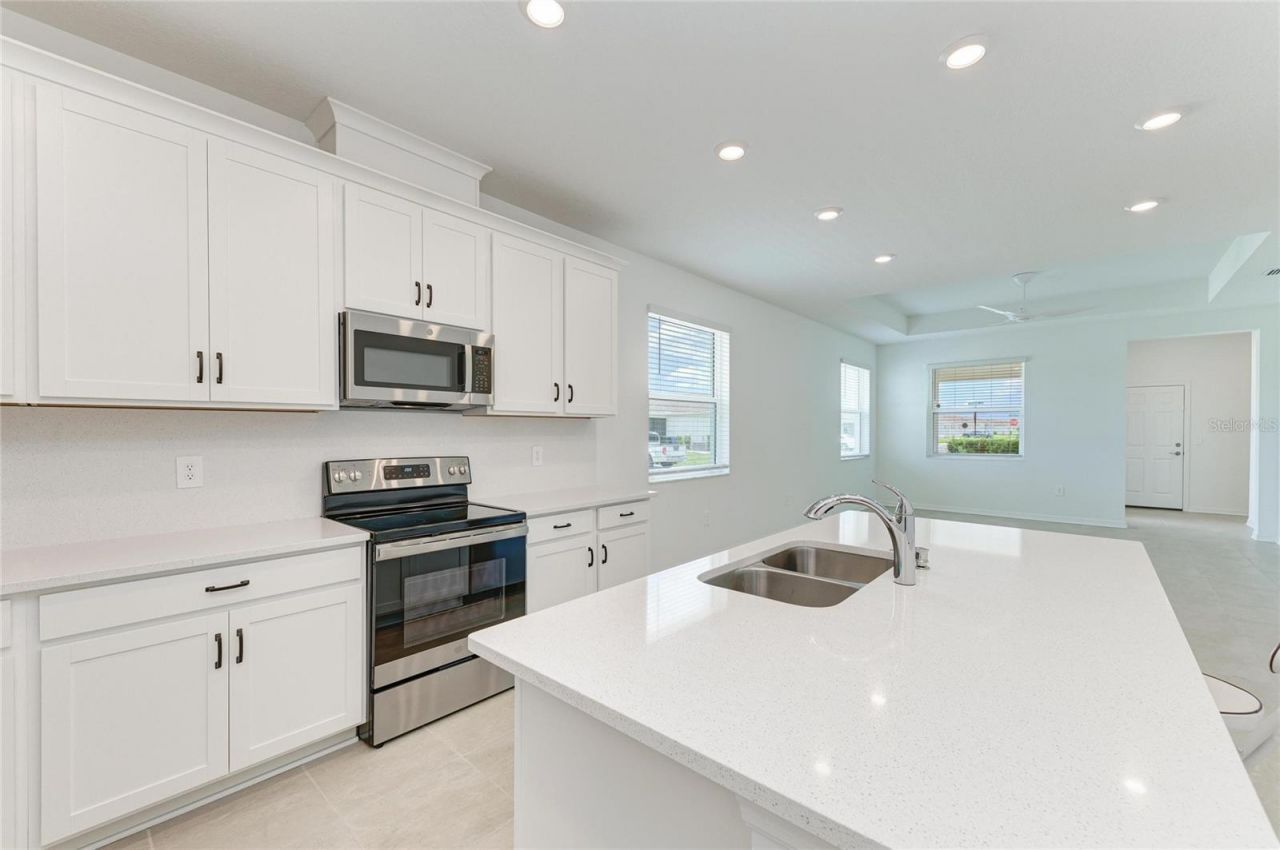 1989 Splashrail Lane , Sarasota, FL 34240 Photo
