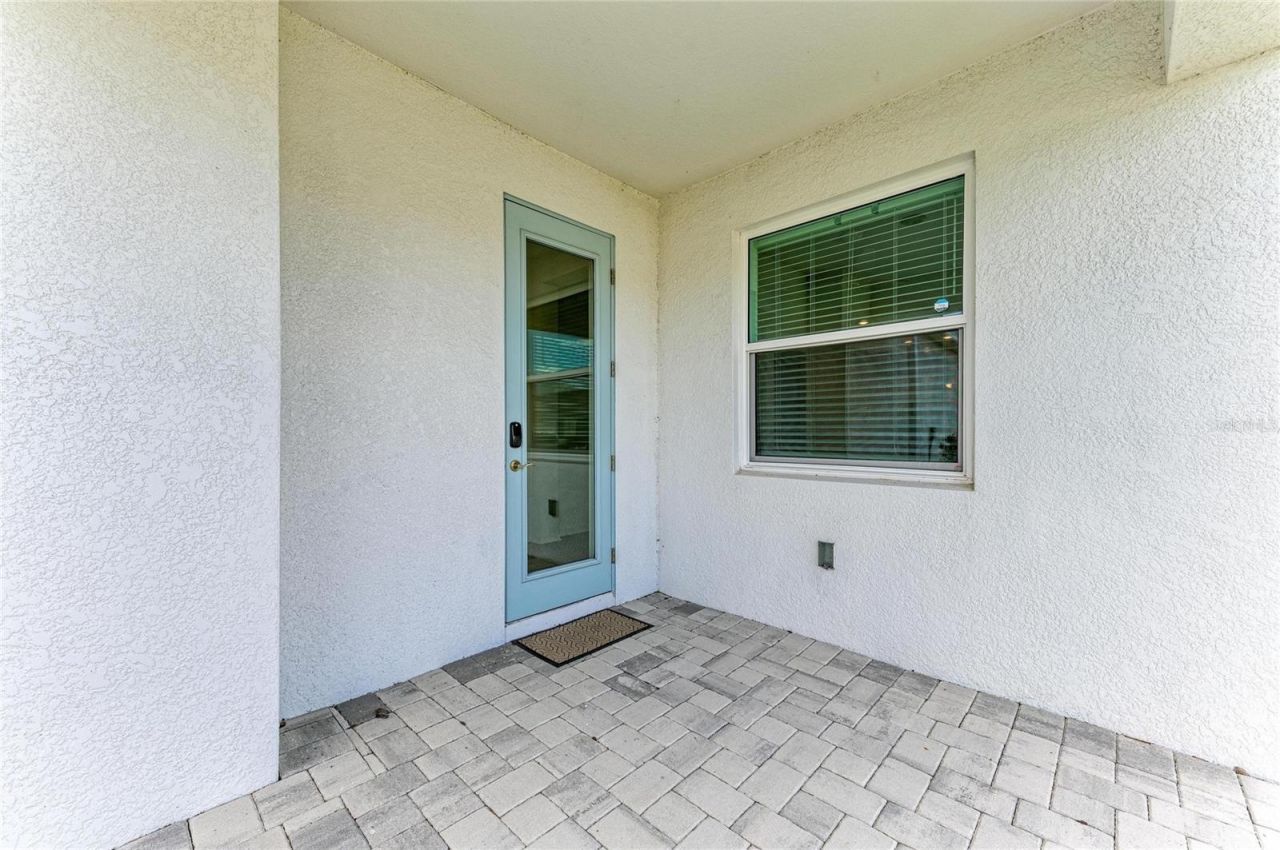 1989 Splashrail Lane , Sarasota, FL 34240 Photo
