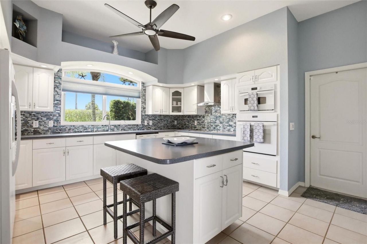 7100 San Casa Drive , Englewood, FL 34224 Photo