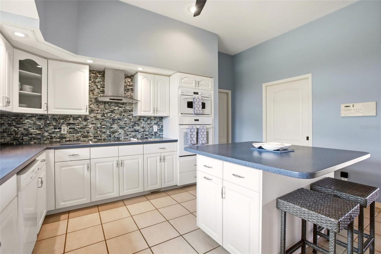 7100 San Casa Drive , Englewood, FL 34224 Photo