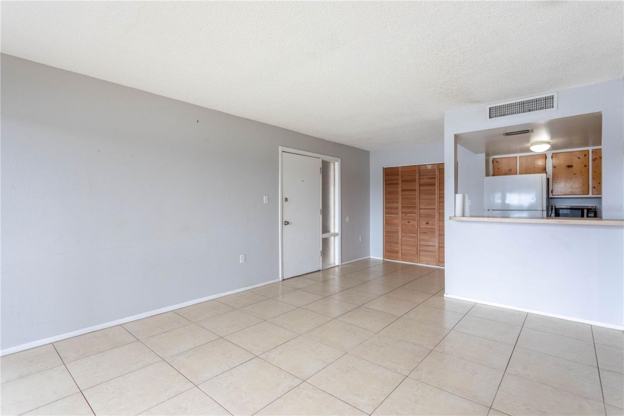 618 Orange Drive , Unit 216, Altamonte Springs, FL 32701 Photo