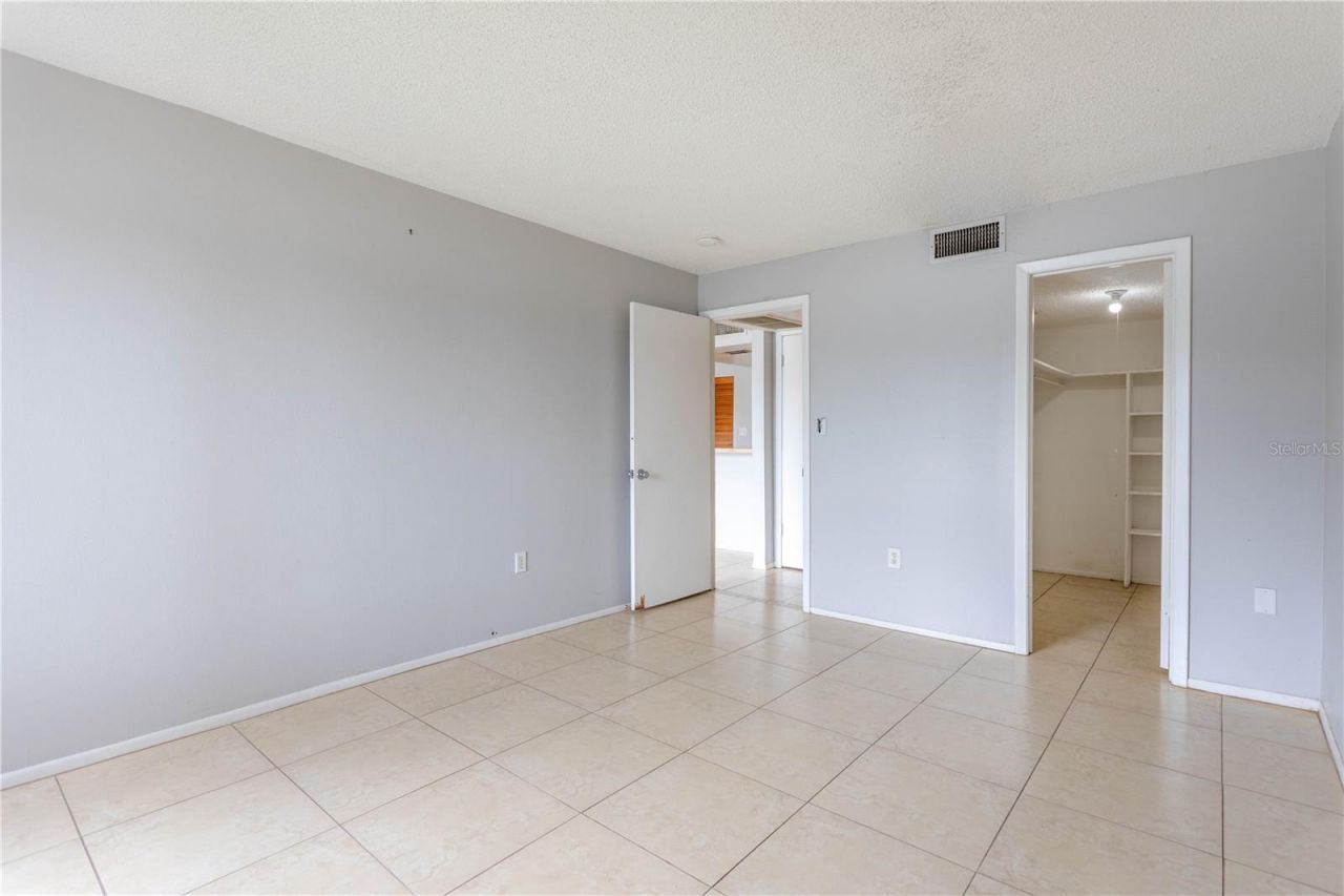 618 Orange Drive , Unit 216, Altamonte Springs, FL 32701 Photo