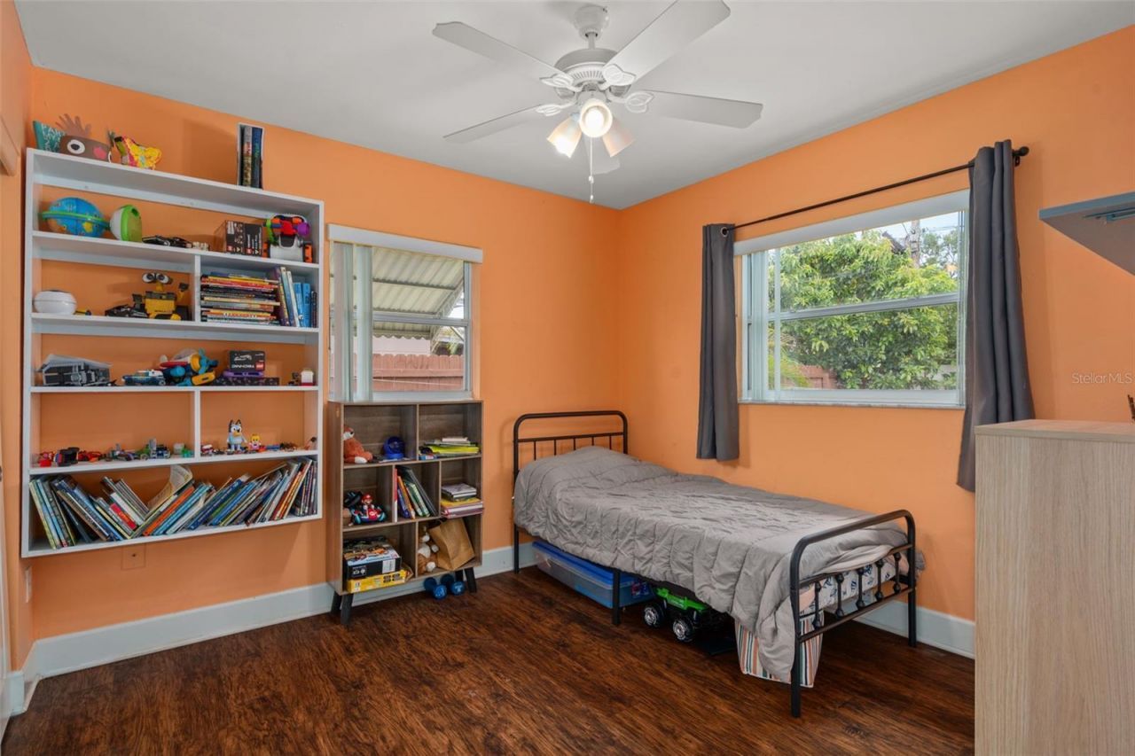 9812 51st Avenue N, Saint Petersburg, FL 33708 Photo
