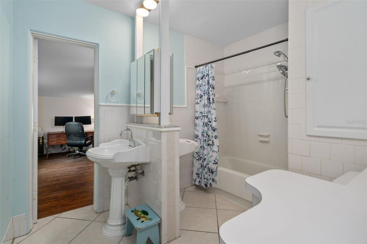 9812 51st Avenue N, Saint Petersburg, FL 33708 Photo