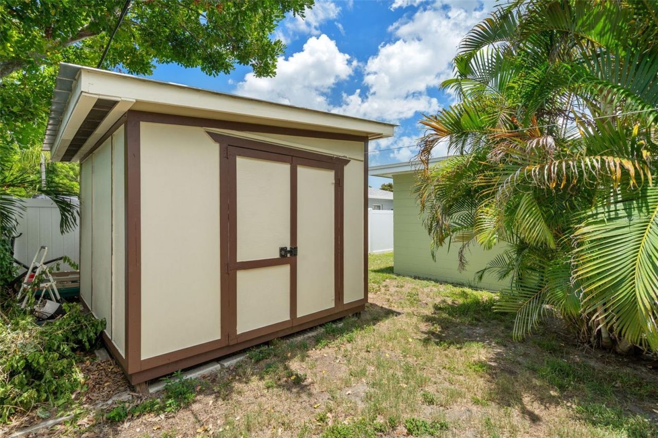 9812 51st Avenue N, Saint Petersburg, FL 33708 Photo