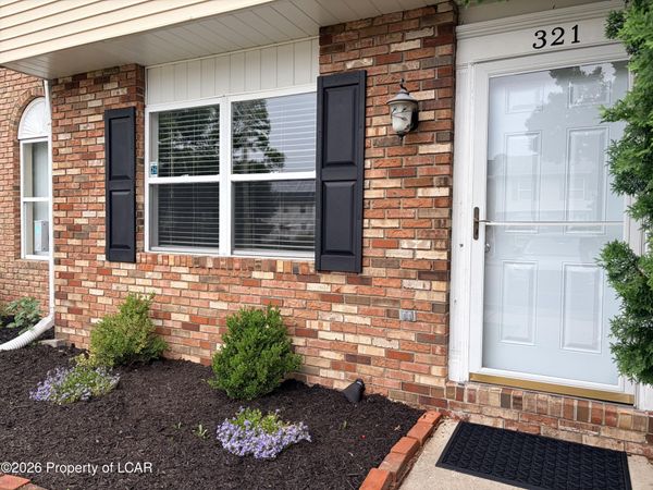 321 Bluebell Court, Exeter, PA 18643