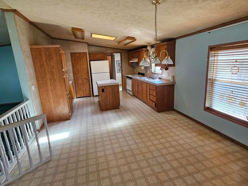 1856 Londoncrest Court, Grove City, OH 43123 Photo 13