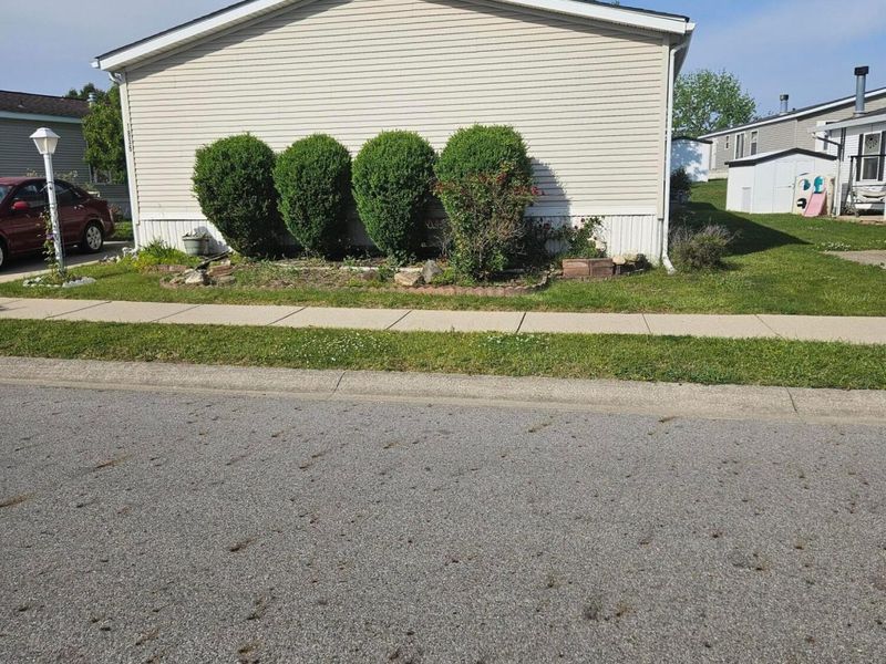 1856 Londoncrest Court, Grove City, OH 43123 Photo 3