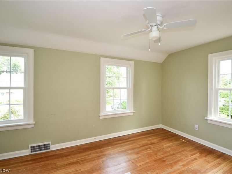 2400 Eardley Road , University Heights, OH 44118 Photo 18
