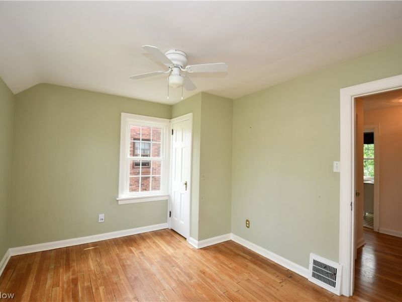 2400 Eardley Road , University Heights, OH 44118 Photo 19