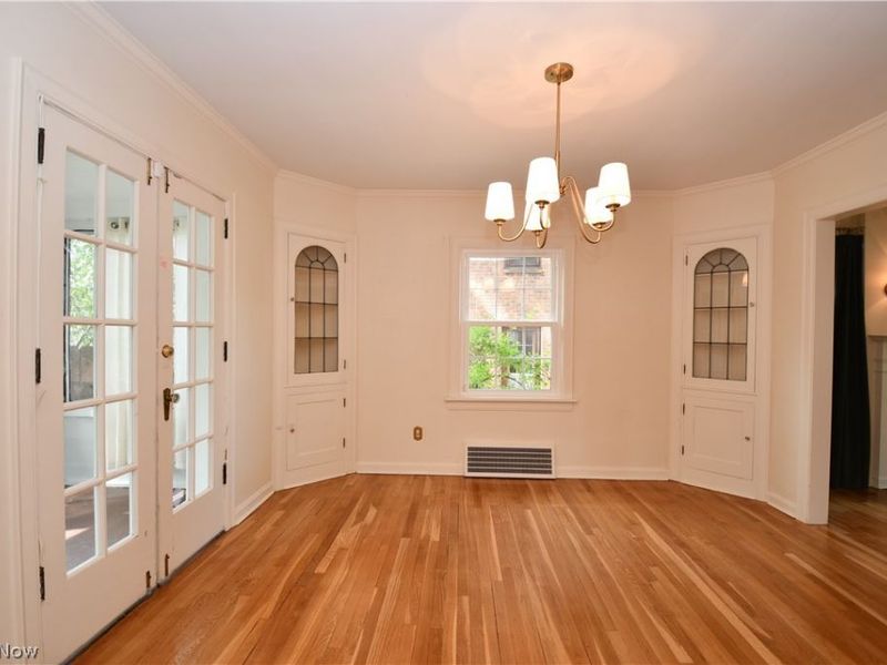 2400 Eardley Road , University Heights, OH 44118 Photo 8