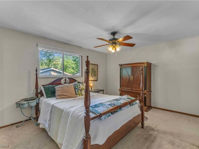 5290 Wellesley Avenue , North Olmsted, OH 44070 Photo 14