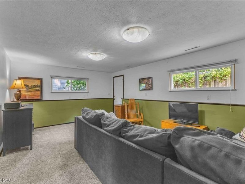 5290 Wellesley Avenue , North Olmsted, OH 44070 Photo 25