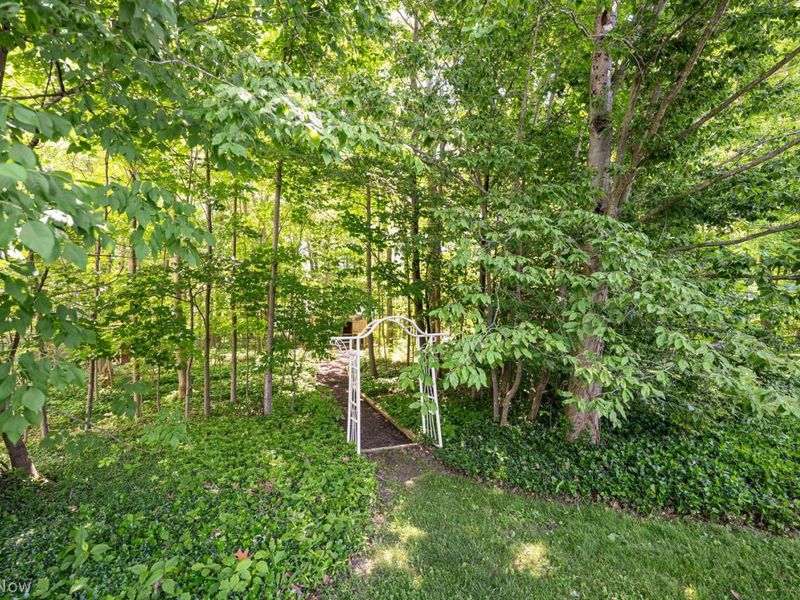 729 Kenwood Drive , Mayfield Village, OH 44040 Photo 41