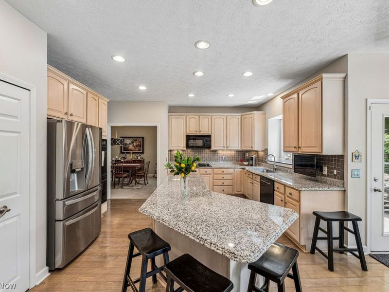 33617 St Francis Drive , Avon, OH 44011 Photo 10