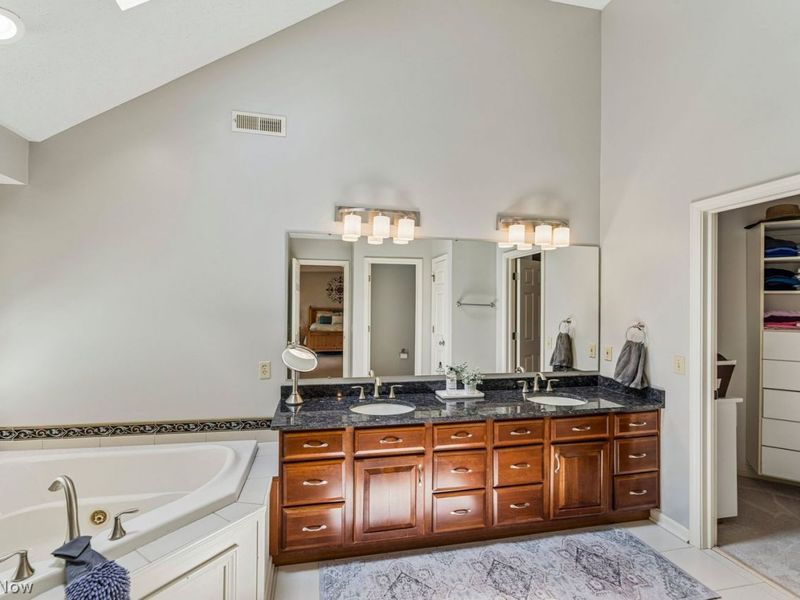 33617 St Francis Drive , Avon, OH 44011 Photo 26