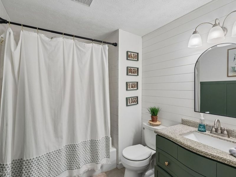 34656 S Side Park Drive , Solon, OH 44139 Photo 30
