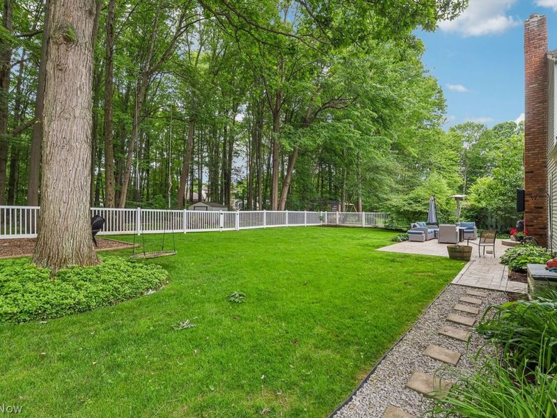 34656 S Side Park Drive , Solon, OH 44139 Photo 39