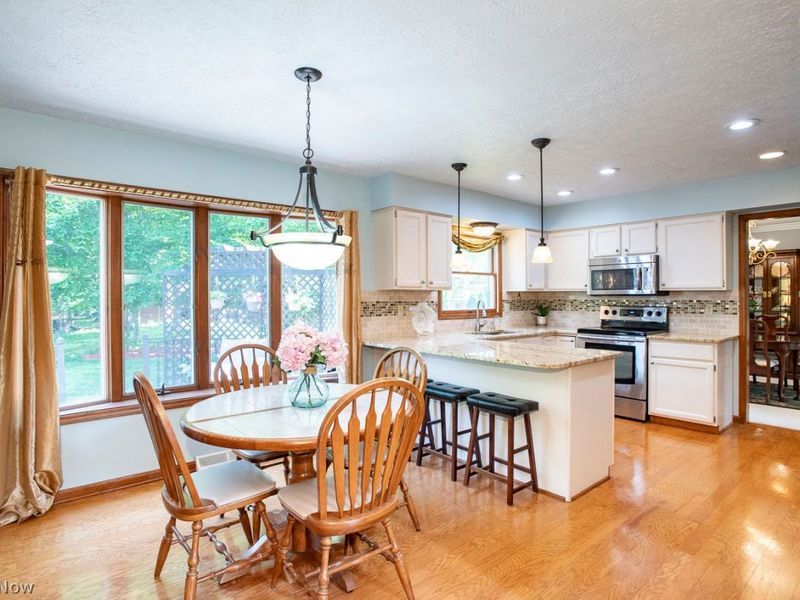 18100 Rustic Hollow , Strongsville, OH 44136 Photo 13