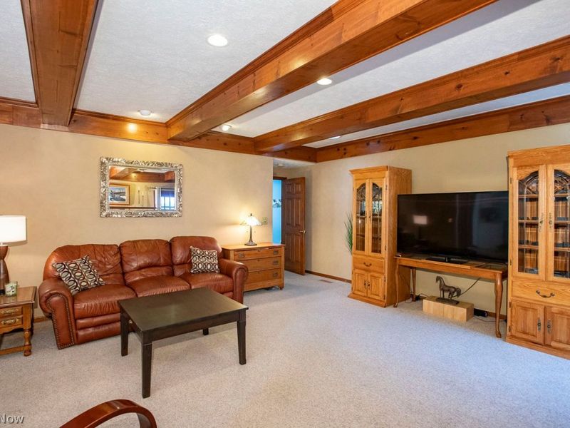18100 Rustic Hollow , Strongsville, OH 44136 Photo 16