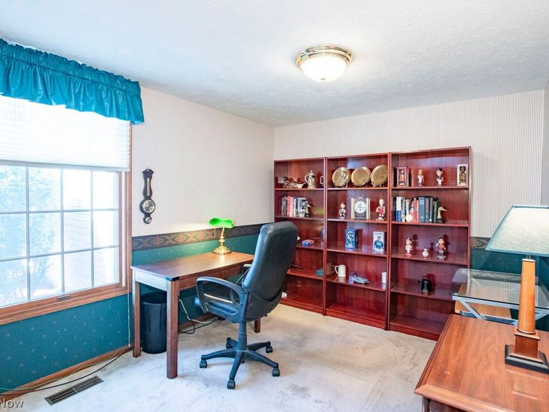 18100 Rustic Hollow , Strongsville, OH 44136 Photo 19
