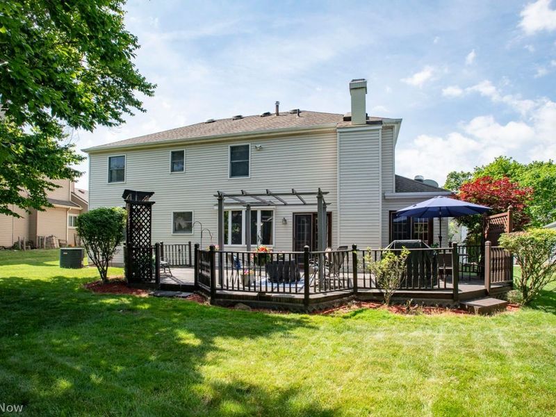 18100 Rustic Hollow , Strongsville, OH 44136 Photo 3