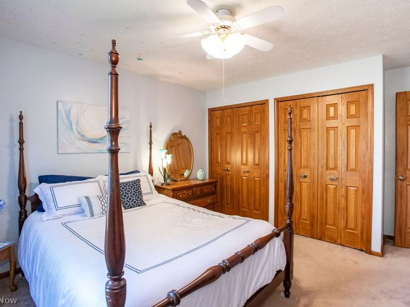 18100 Rustic Hollow , Strongsville, OH 44136 Photo 31