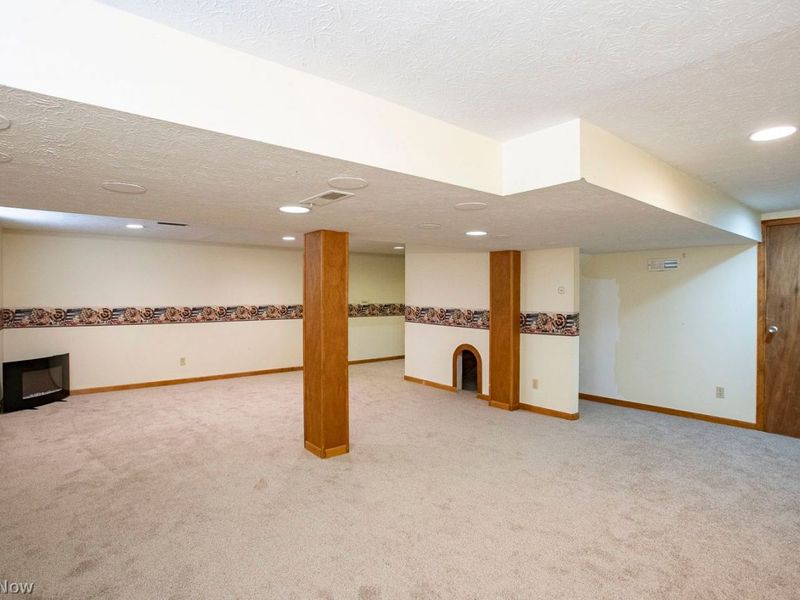 18100 Rustic Hollow , Strongsville, OH 44136 Photo 44