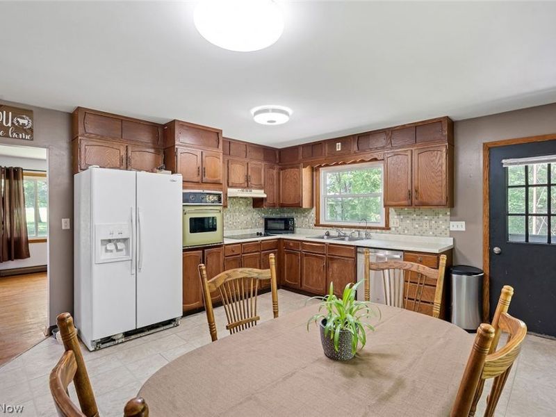 9320 W Akron Canfield Road, Canfield, OH 44406 Photo 14