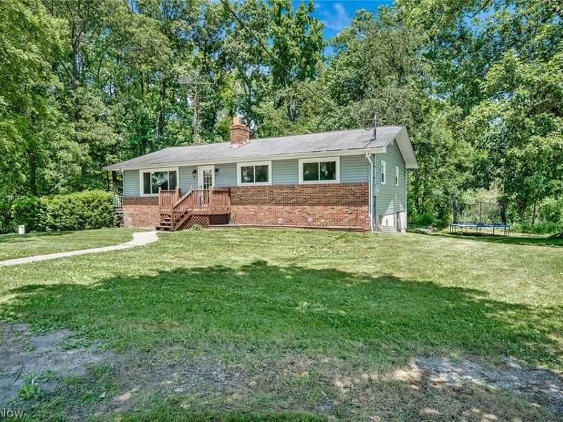 9320 W Akron Canfield Road, Canfield, OH 44406 Photo 3