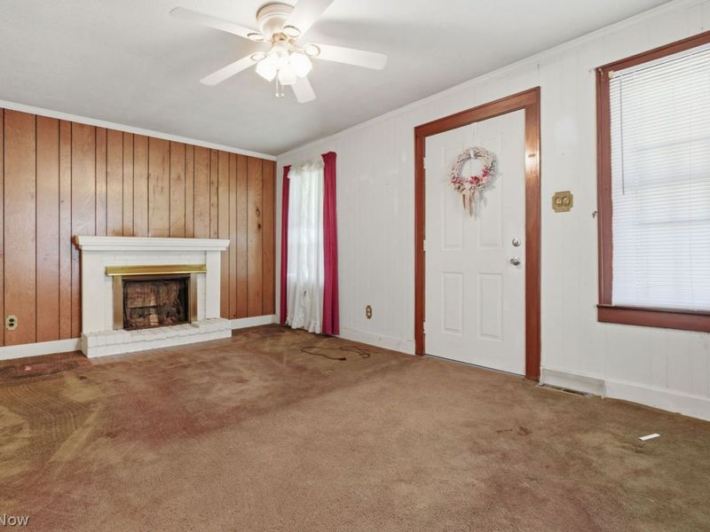 125 W 39th Street , Lorain, OH 44052 Photo 12