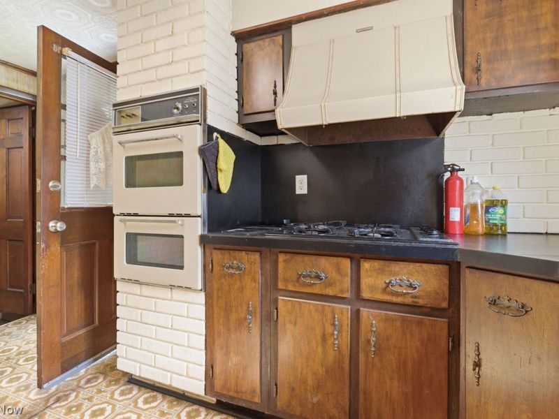 125 W 39th Street , Lorain, OH 44052 Photo 18