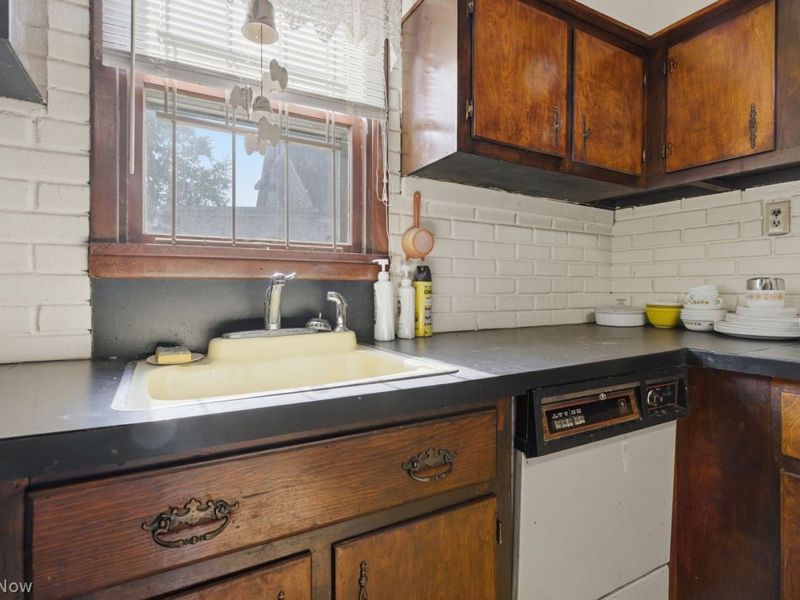125 W 39th Street , Lorain, OH 44052 Photo 19