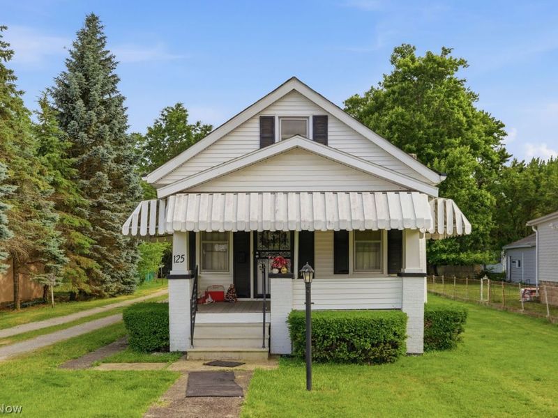125 W 39th Street , Lorain, OH 44052 Photo 2