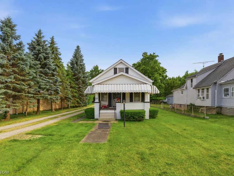 125 W 39th Street , Lorain, OH 44052 Photo 3