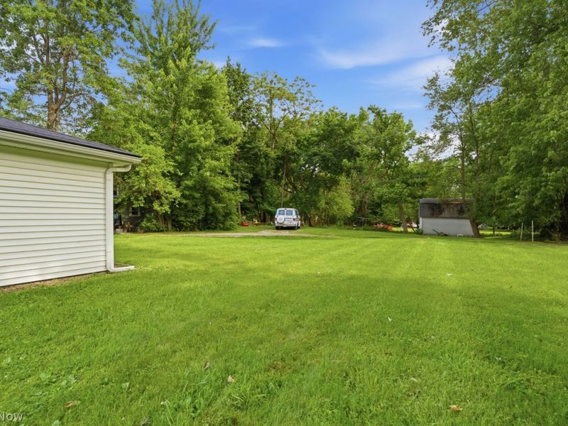 125 W 39th Street , Lorain, OH 44052 Photo 9