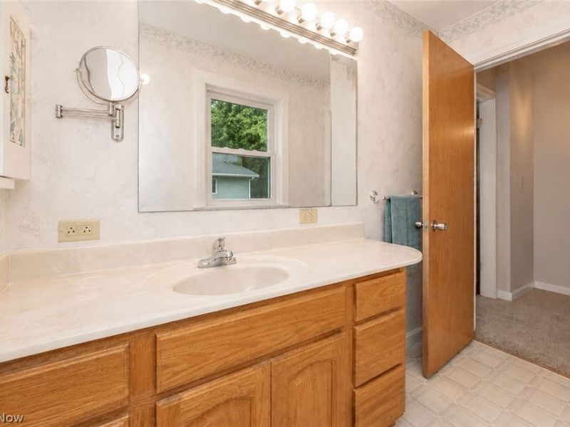 1020 Highland Avenue, Salem, OH 44460 Photo 10
