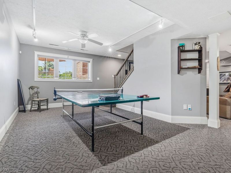 2198 E Park Drive , Uniontown, OH 44685 Photo 39