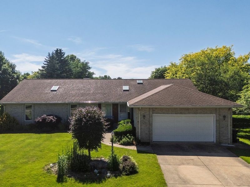 8251 Athens Avenue NW, Massillon, OH 44646 Photo 1