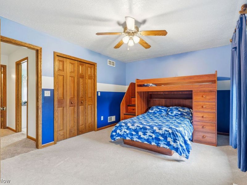 5870 Sky Ridge Avenue NE, Louisville, OH 44641 Photo 20