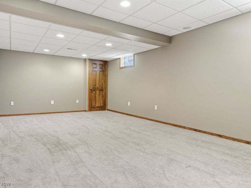 5870 Sky Ridge Avenue NE, Louisville, OH 44641 Photo 23