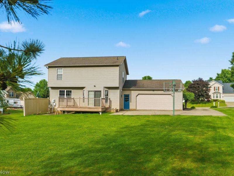 5870 Sky Ridge Avenue NE, Louisville, OH 44641 Photo 28