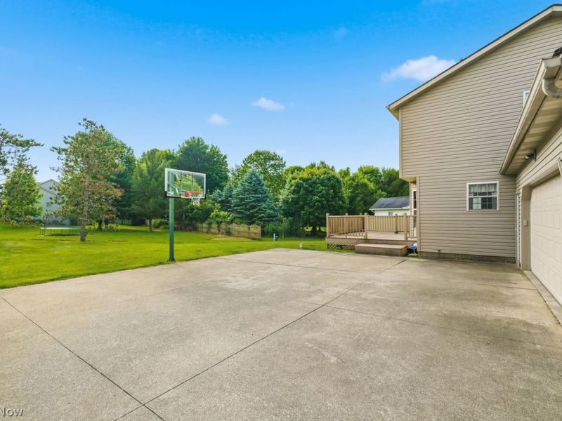 5870 Sky Ridge Avenue NE, Louisville, OH 44641 Photo 30