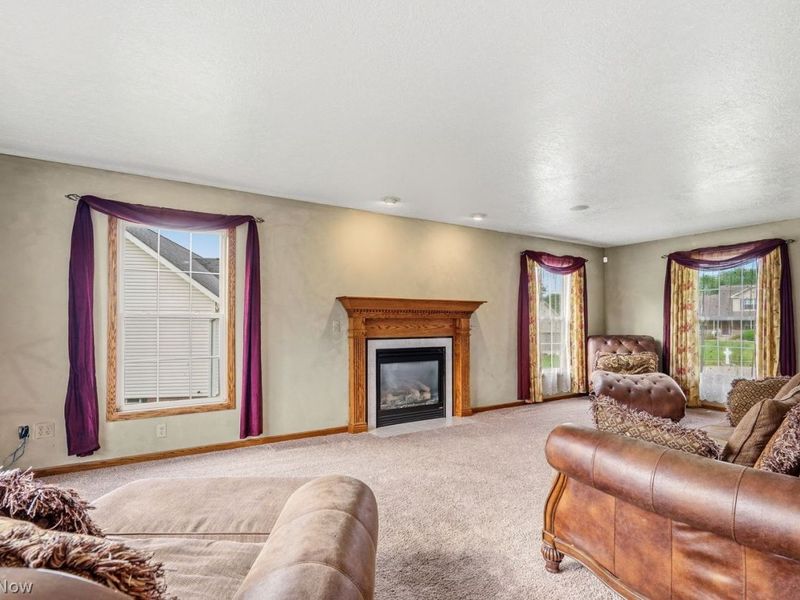 5870 Sky Ridge Avenue NE, Louisville, OH 44641 Photo 6