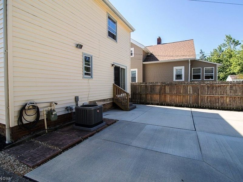 340 E 248th Street , Euclid, OH 44123 Photo 28