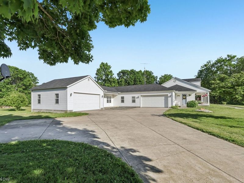 1645 Nelson Lane, Bristolville, OH 44402 Photo 6
